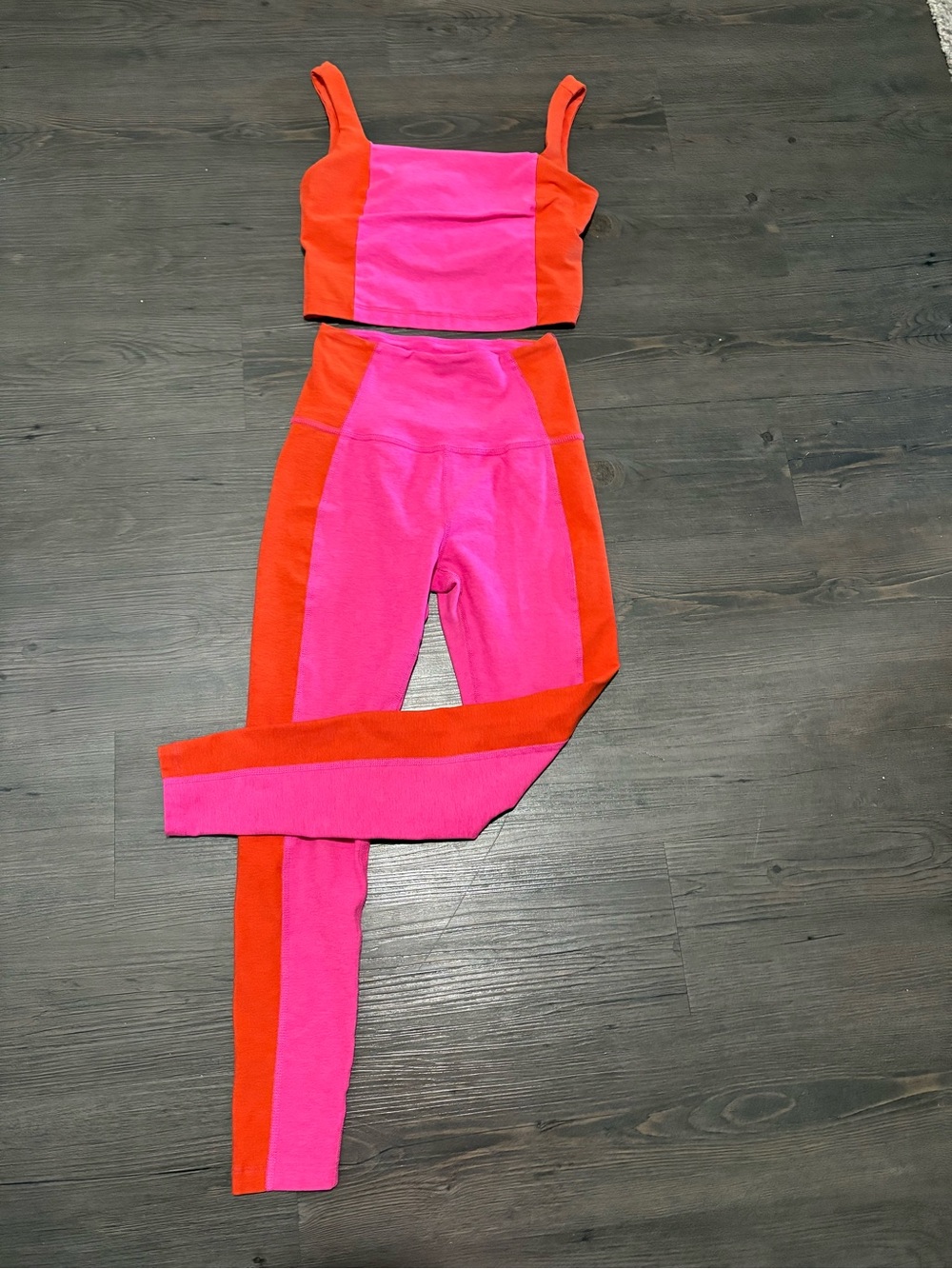 Beyond Yoga Pink and Orange Colorblock Tank and Legging Set